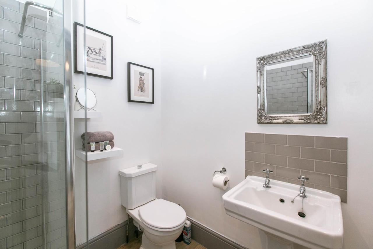 Spacious Apartment, Free Parking, Central Location Near To Uni, Hospital, Town เอ็กซิเตอร์ ภายนอก รูปภาพ